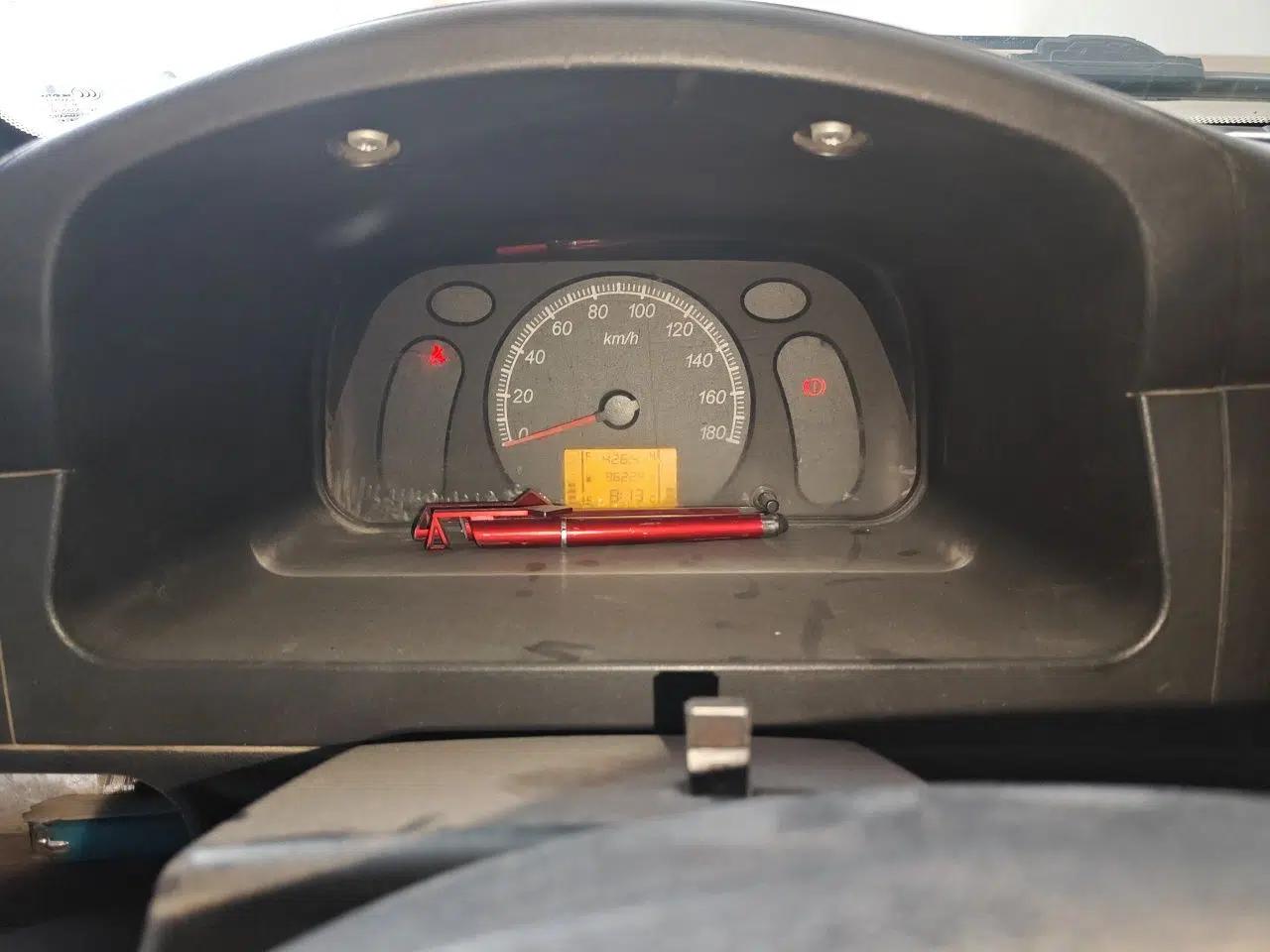 Wuling Zhiguang 2015 1.2L S Practical Model LSI — миниатюра 12