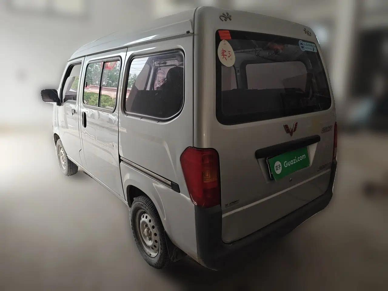 Wuling Zhiguang 2015 1.2L S Practical Model LSI — миниатюра 4