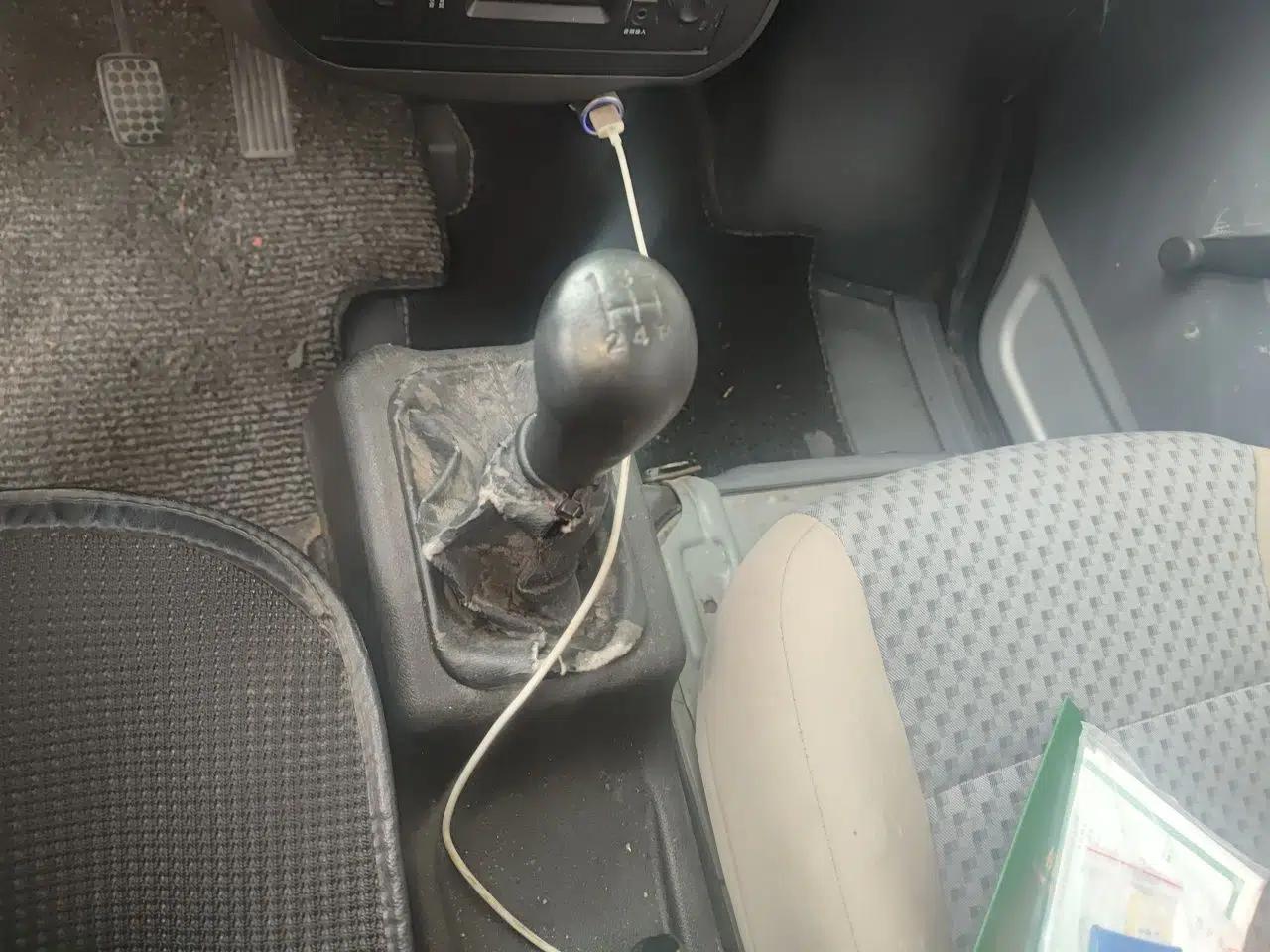 Wuling Zhiguang 2015 1.2L Practical LS-I Model — миниатюра 15