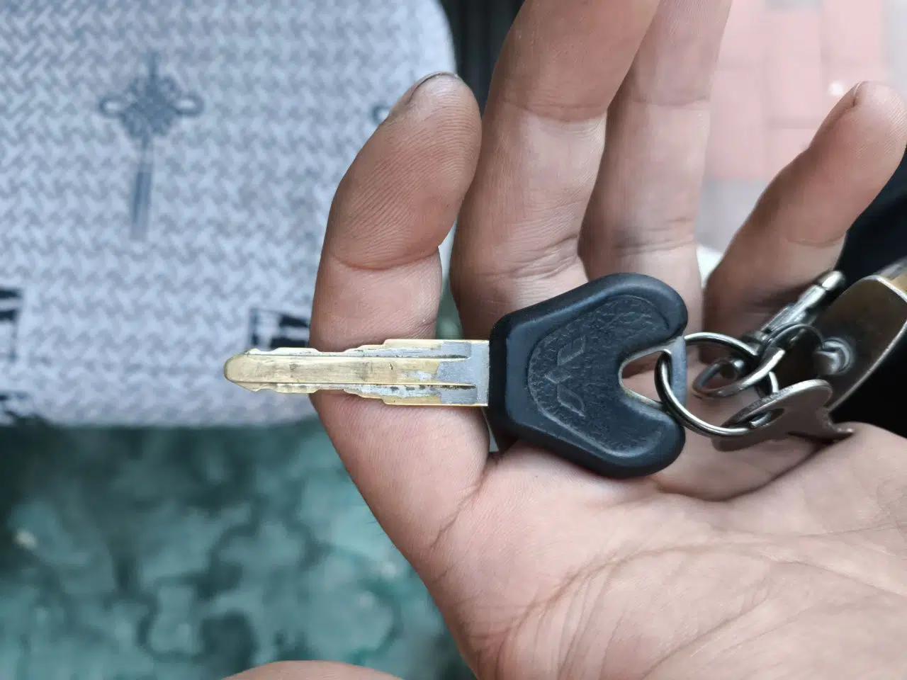 Wuling Zhiguang 2013 1.0L Practical Version — миниатюра 9