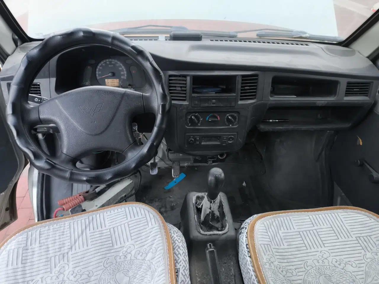 Wuling Zhiguang 2013 1.0L Practical Version — миниатюра 10