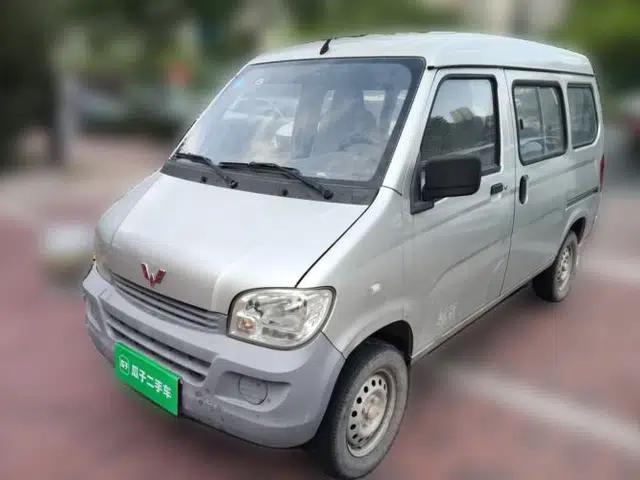 Wuling Zhiguang 2013 1.0L Practical Version
