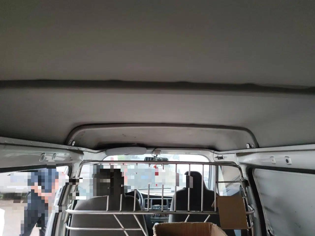 Wuling Zhiguang 2019 1.2L Van Utility Model 2 Seats — миниатюра 19