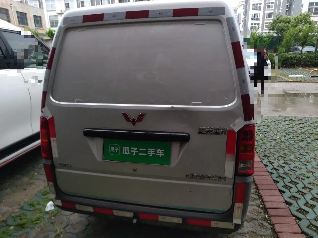 Wuling Zhiguang 2019 1.2L Van Utility Model 2 Seats — миниатюра 5