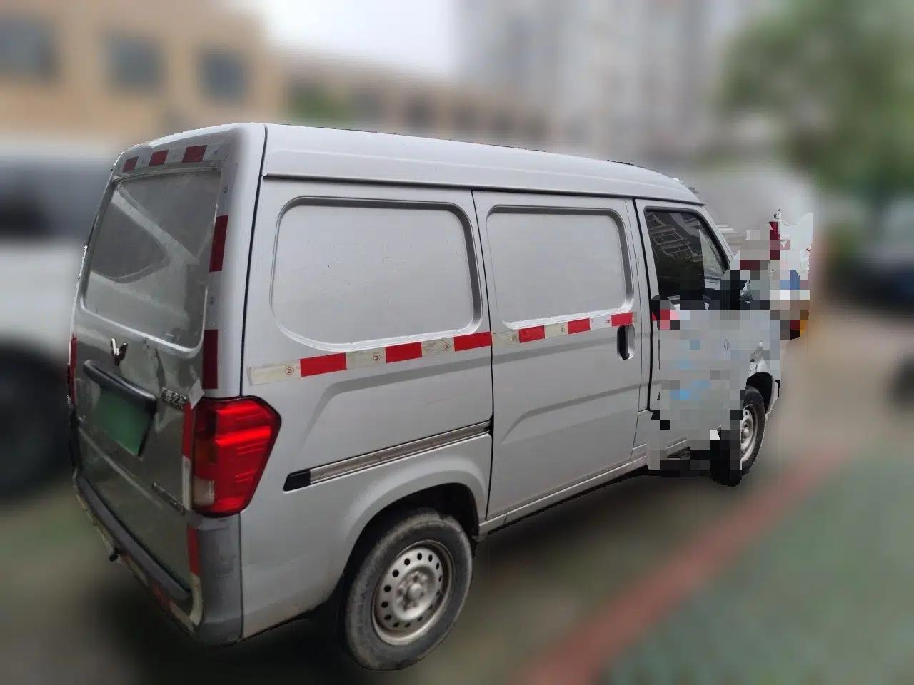 Wuling Zhiguang 2019 1.2L Van Utility Model 2 Seats — миниатюра 6