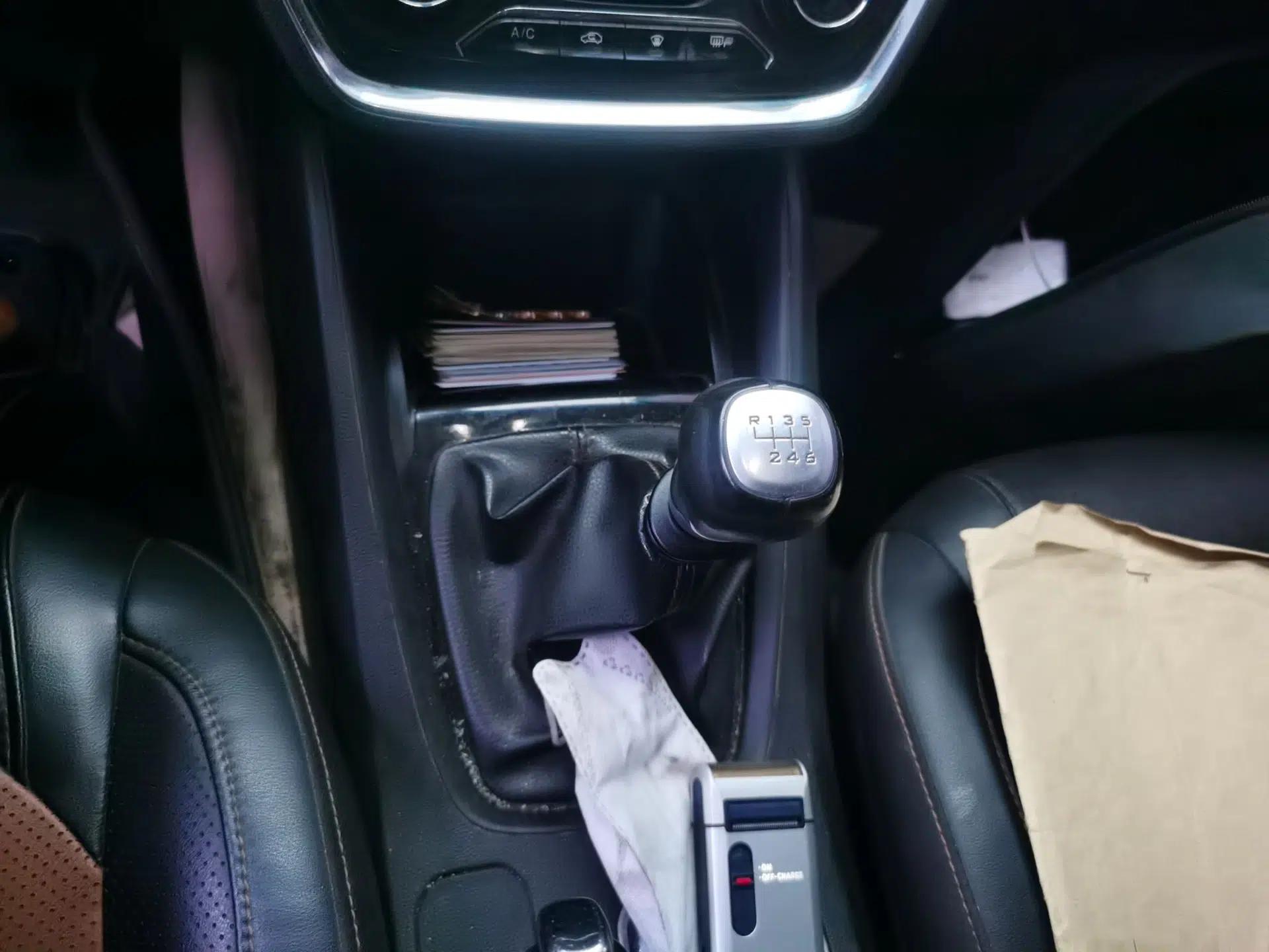 Wuling Hongguang S3 2018 1.5L Manual Comfort Model China V Standard — миниатюра 15
