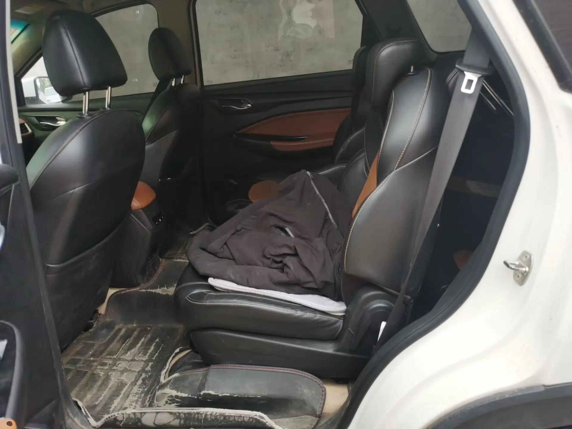 Wuling Hongguang S3 2018 1.5L Manual Comfort Model China V Standard — миниатюра 18