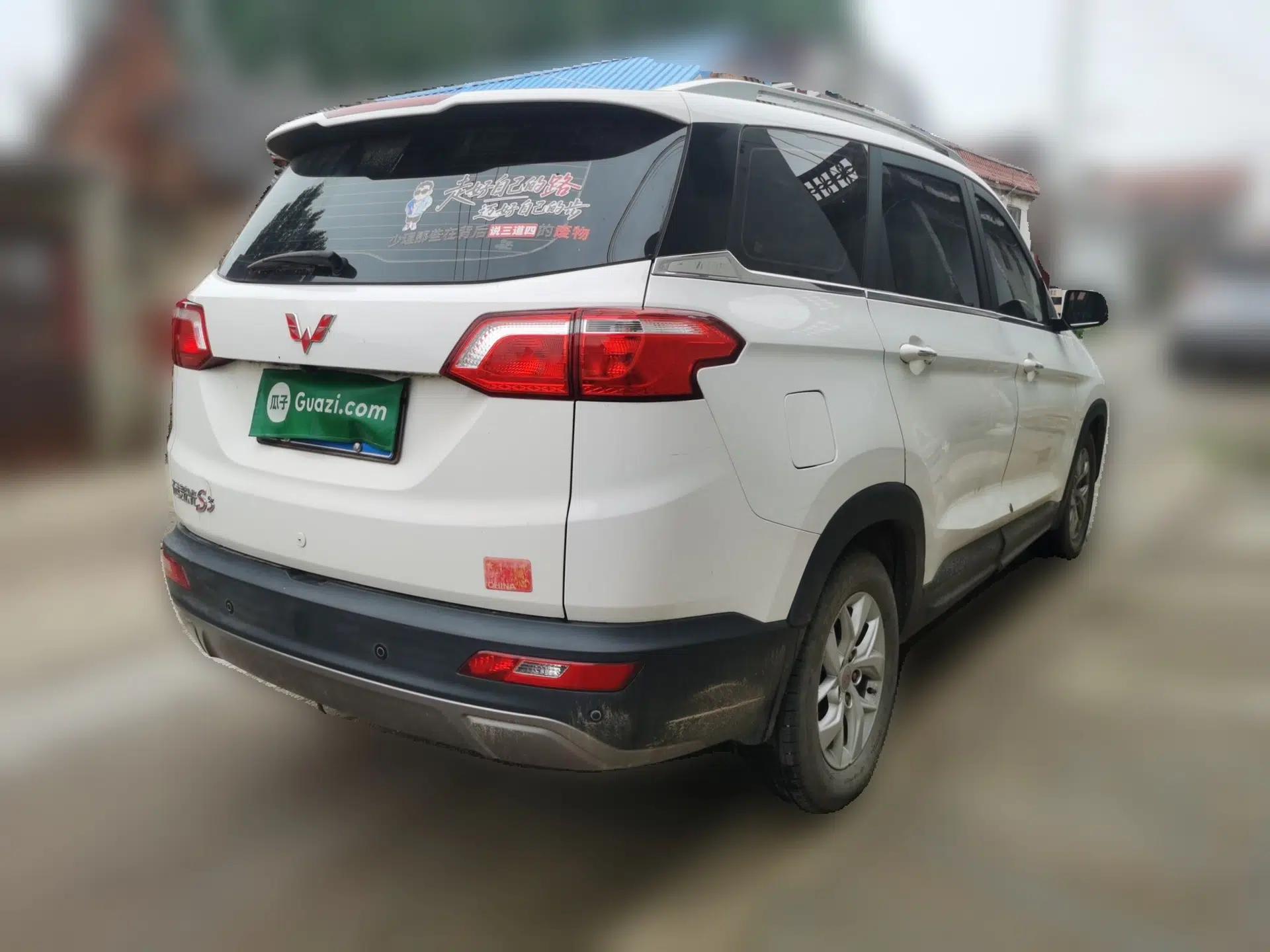 Wuling Hongguang S3 2018 1.5L Manual Comfort Model China V Standard — миниатюра 6