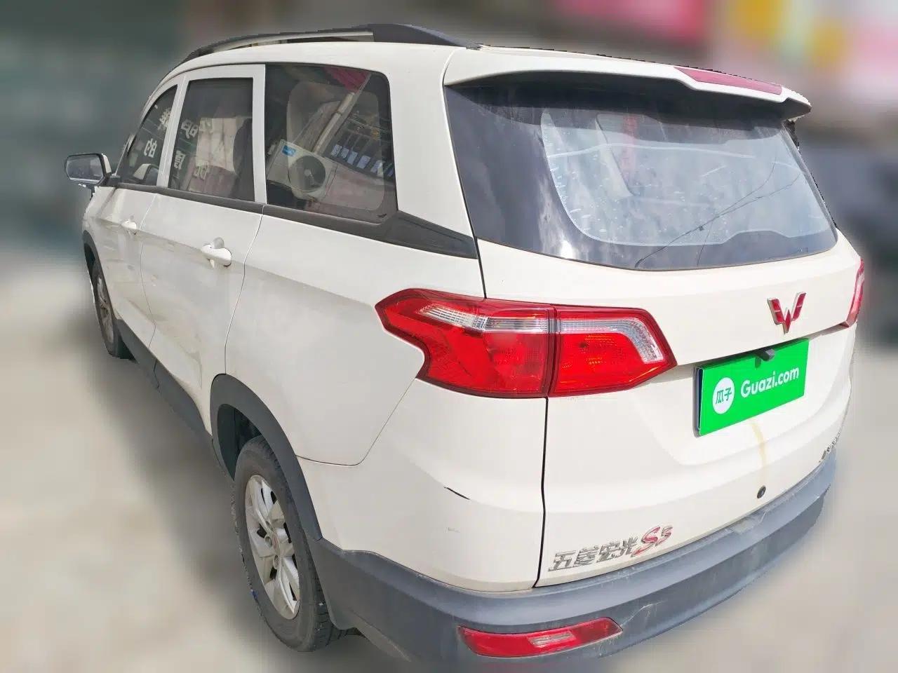 Wuling Hongguang S3 2019 1.5L Manual Comfort Model China VI Standard — миниатюра 4