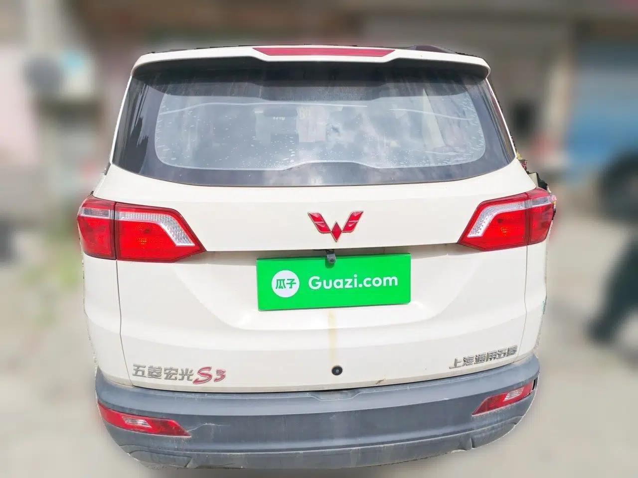 Wuling Hongguang S3 2019 1.5L Manual Comfort Model China VI Standard — миниатюра 5