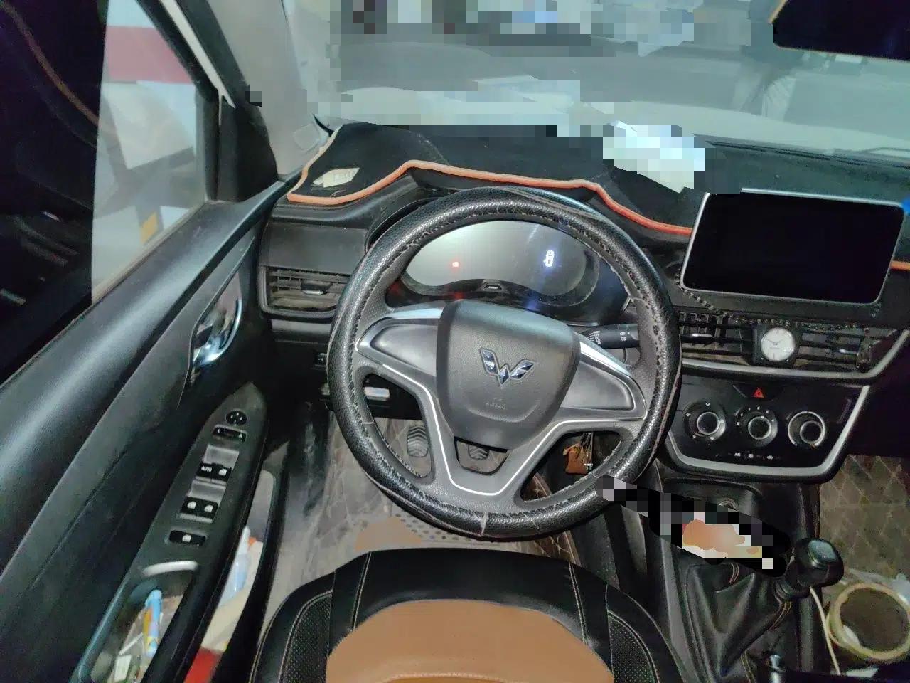 Wuling Hongguang S3 2018 1.5L Manual Comfort Model China V Standard — миниатюра 11