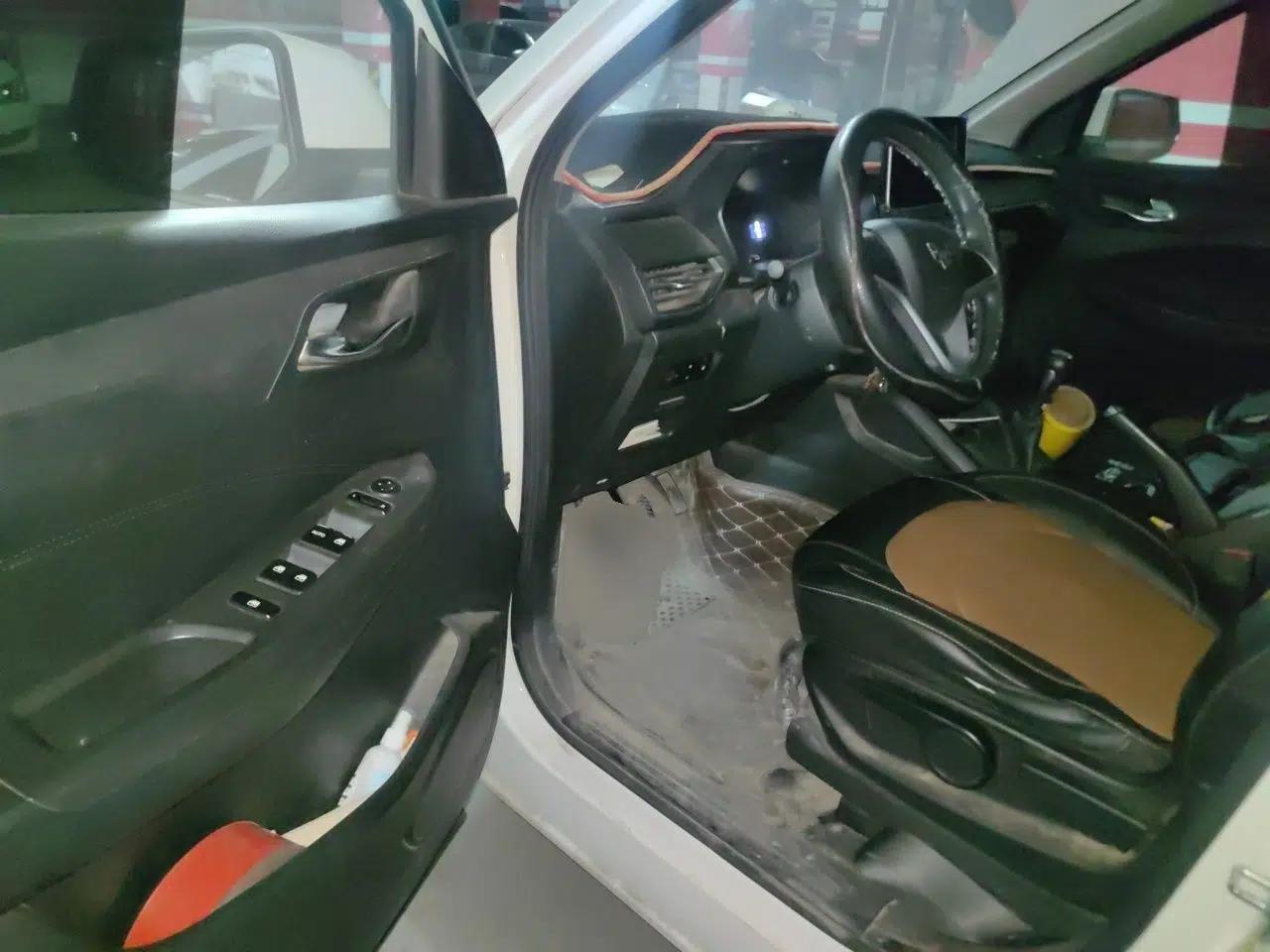 Wuling Hongguang S3 2018 1.5L Manual Comfort Model China V Standard — миниатюра 17