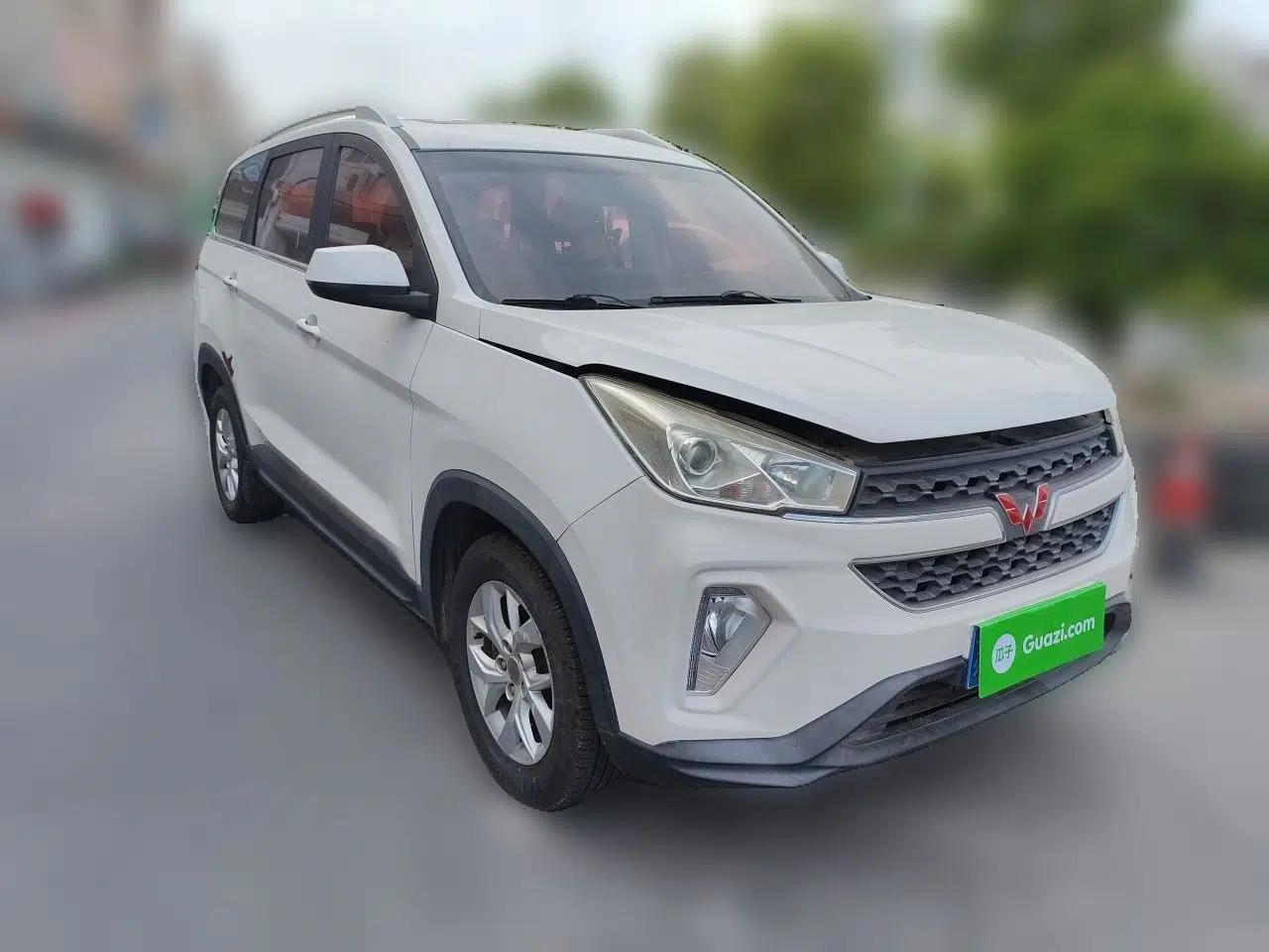 Wuling Hongguang S3 2018 1.5L Manual Luxury Model China V Standard — миниатюра 3