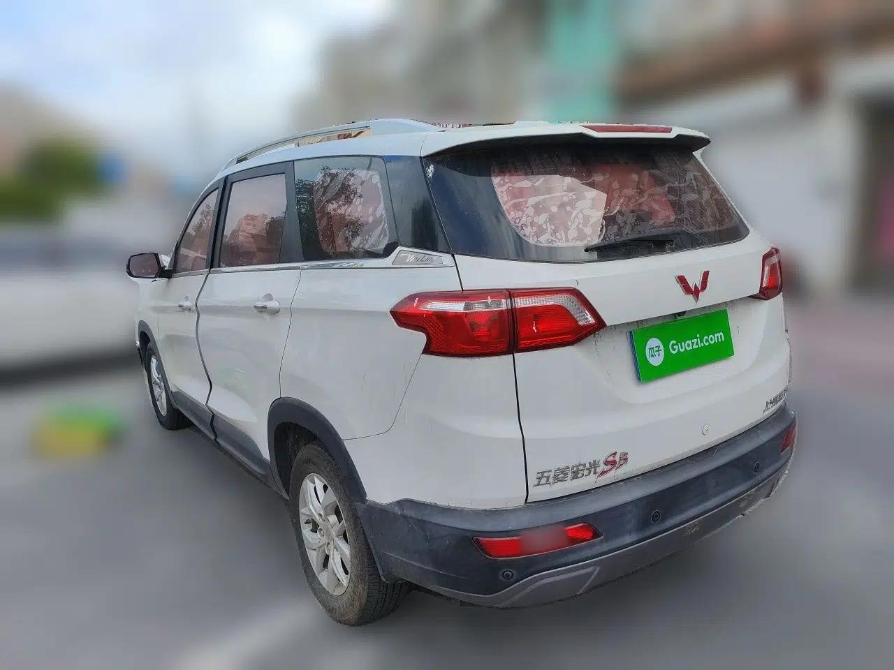 Wuling Hongguang S3 2018 1.5L Manual Luxury Model China V Standard — миниатюра 4