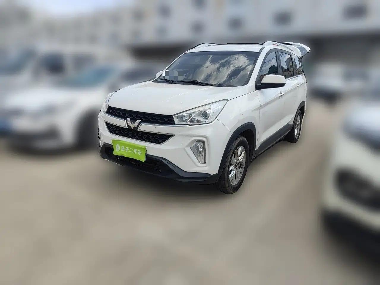 Wuling Hongguang S3 2018 1.5L Manual Luxury Model China V Standard — миниатюра 1