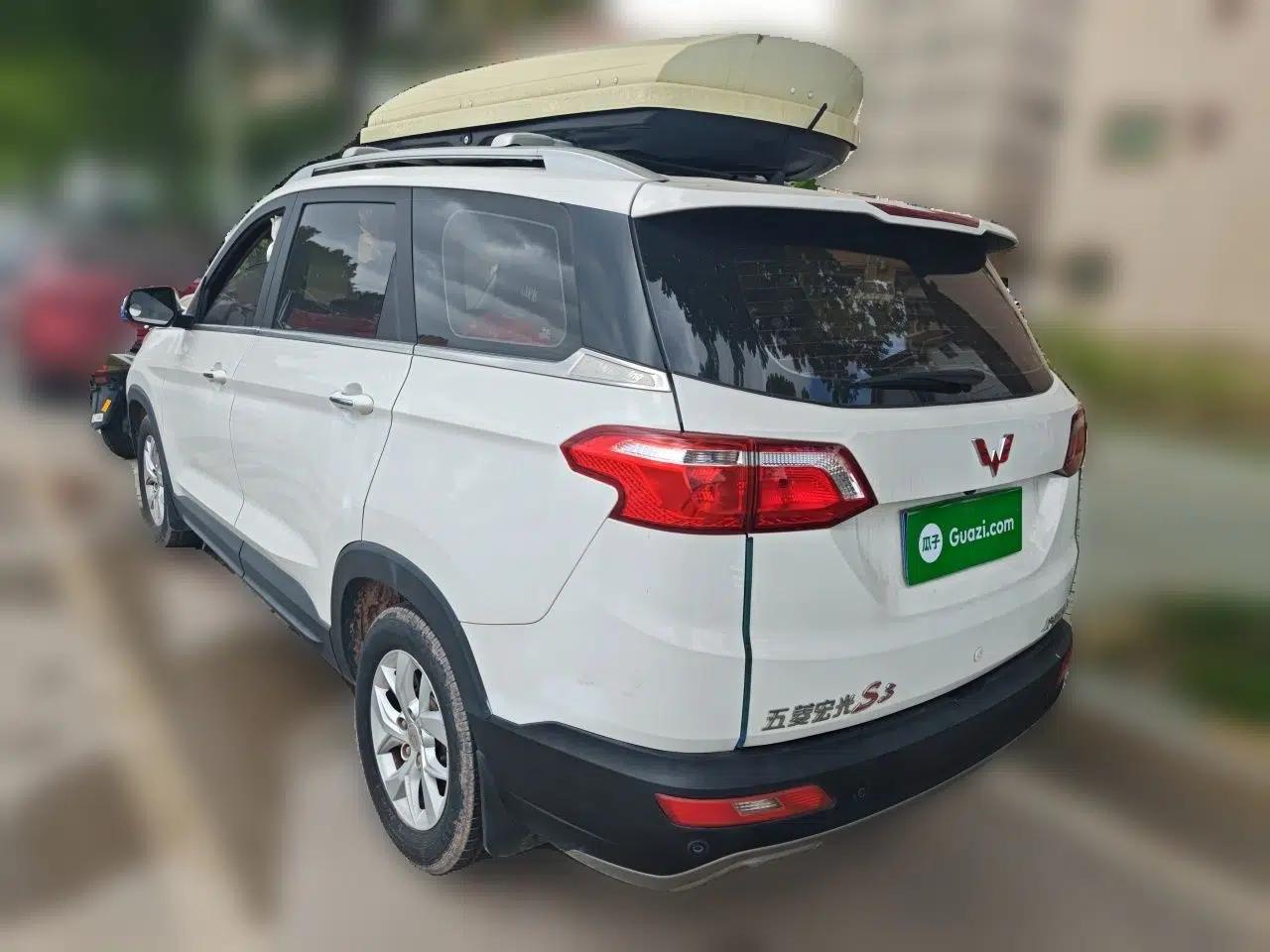 Wuling Hongguang S3 2018 1.5L Manual Luxury Model China V Standard — миниатюра 4