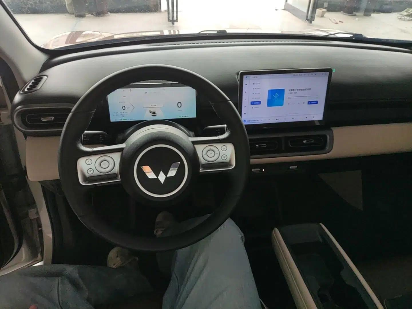 Wuling Bingo PLUS 2024 330 km Range Five-Seater Version — миниатюра 13