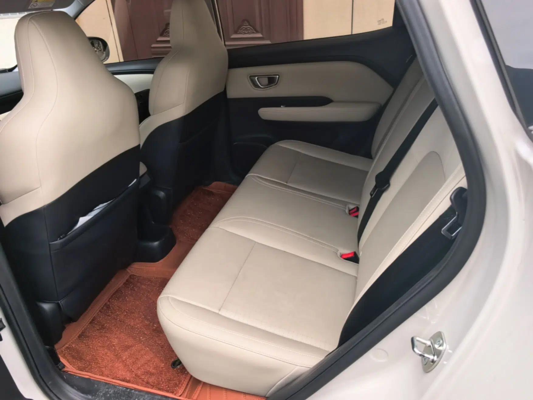 Wuling Bingo PLUS 2024 330 km Range Five-Seater Version — миниатюра 20