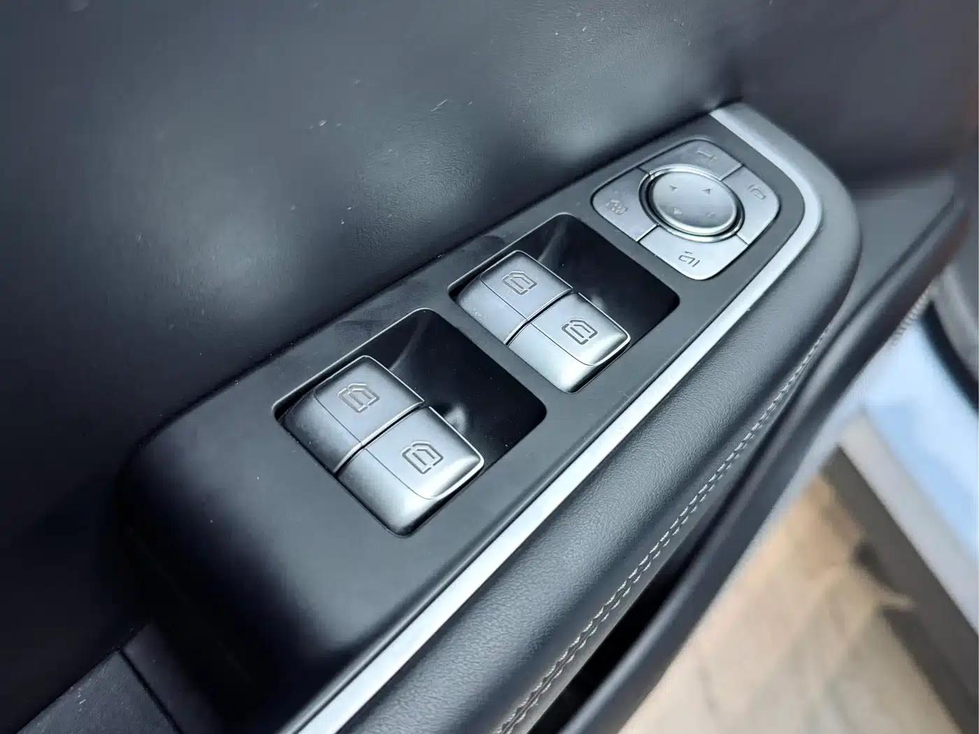 Li Auto ONE 2020 Extended Range 6-Seater — миниатюра 11