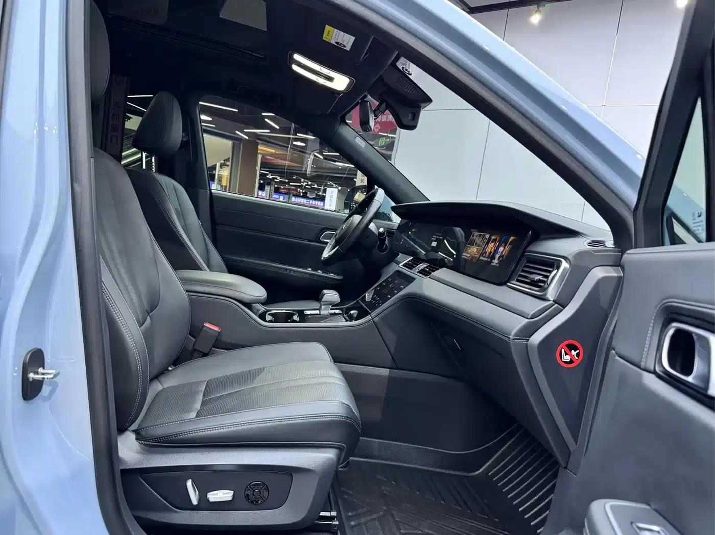 Li Auto ONE 2020 Extended Range 6-Seater — миниатюра 16