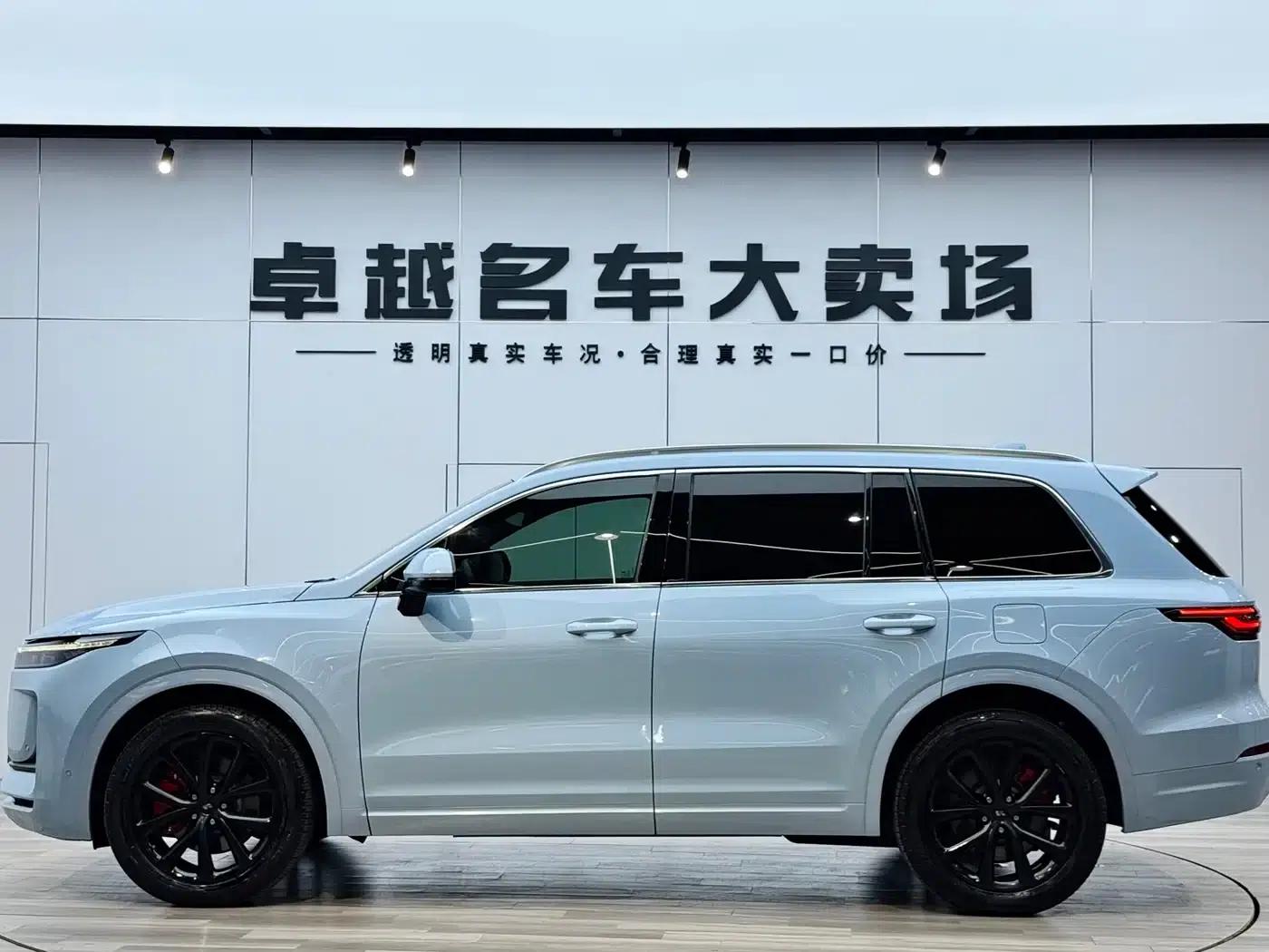 Li Auto ONE 2020 Extended Range 6-Seater — миниатюра 4