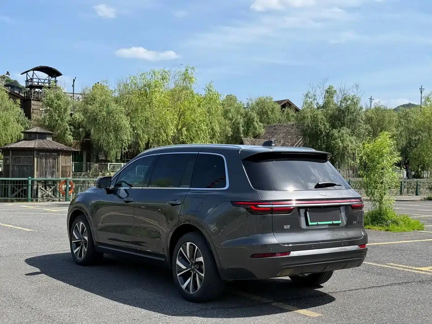 Li Auto ONE 2021 Extended Range 6-Seater — миниатюра 3