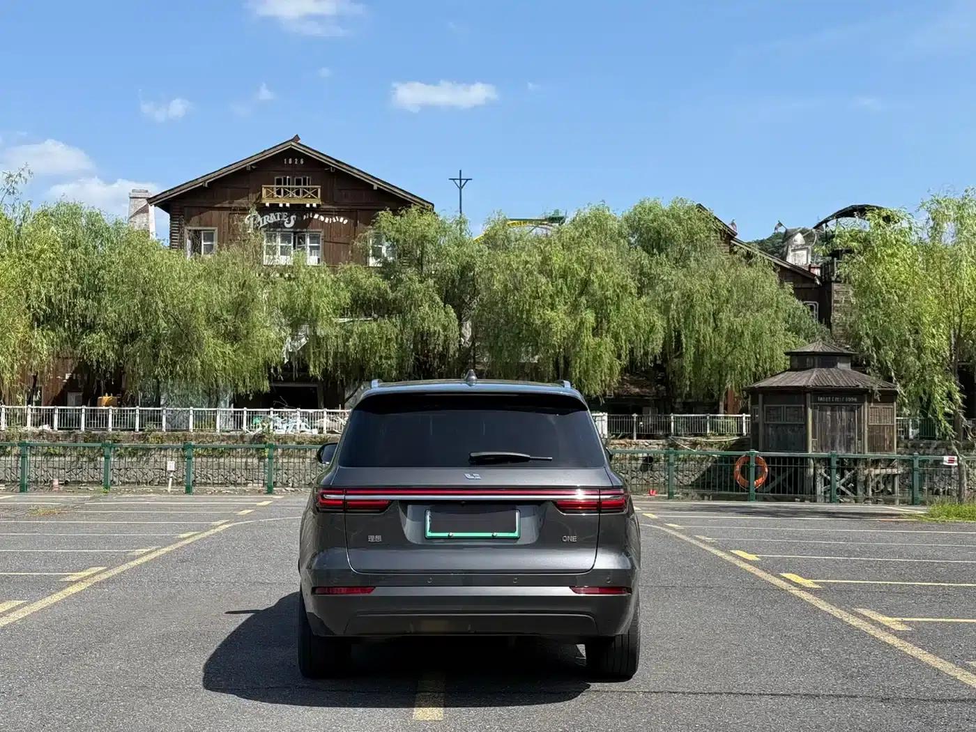 Li Auto ONE 2021 Extended Range 6-Seater — миниатюра 7