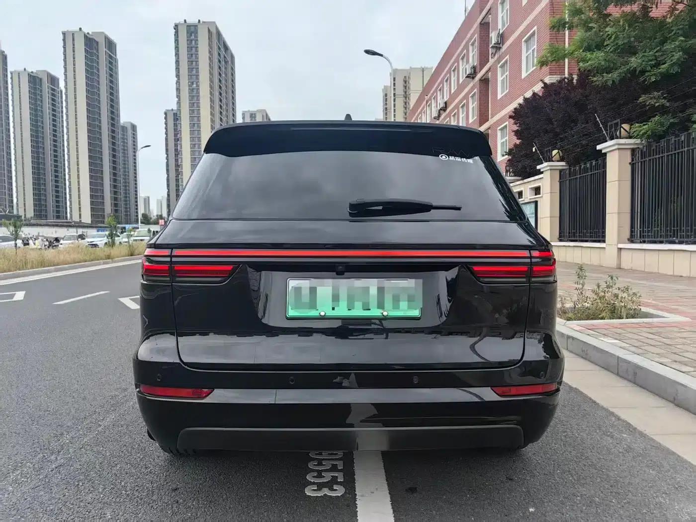 Li Auto ONE 2021 Extended Range 6-Seater — миниатюра 4