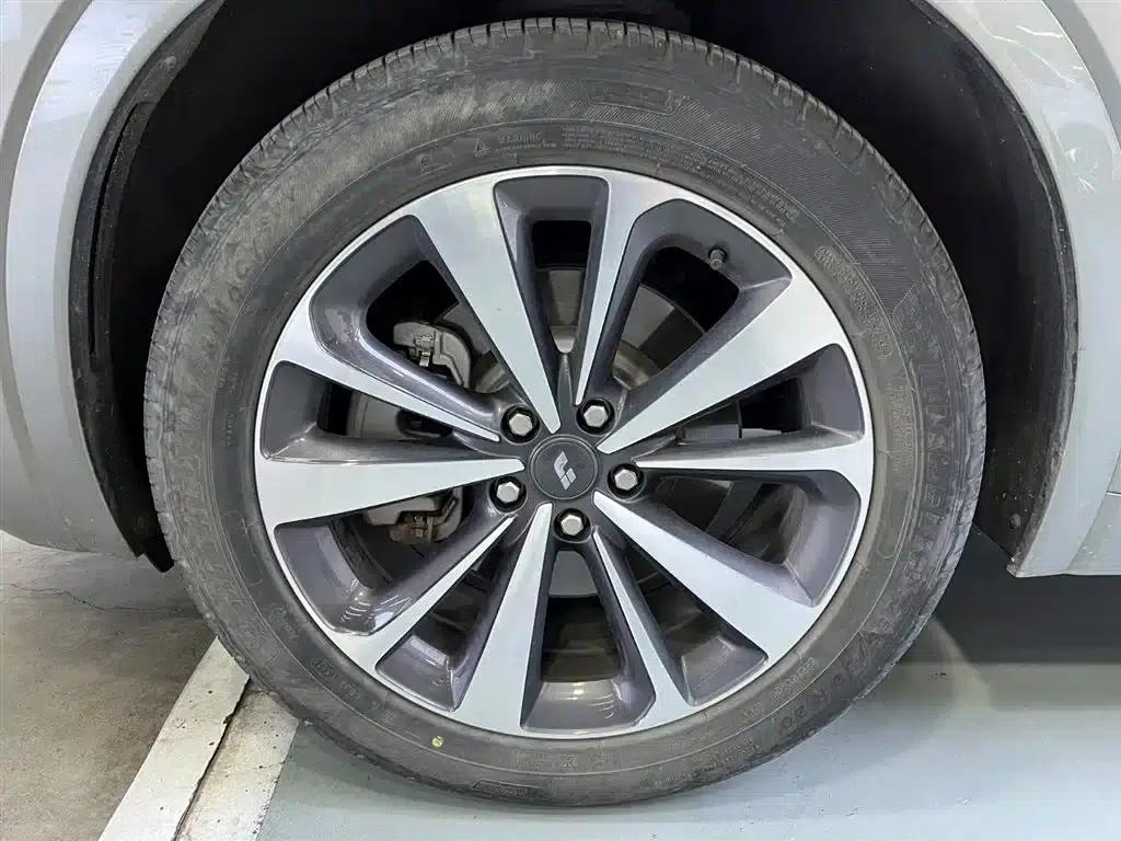 Li Auto ONE 2020 Extended Range 6-Seater — миниатюра 22
