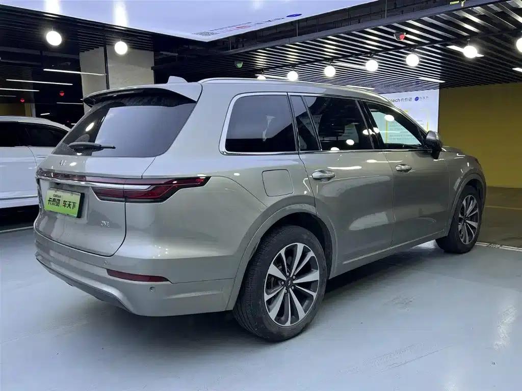 Li Auto ONE 2020 Extended Range 6-Seater — миниатюра 5