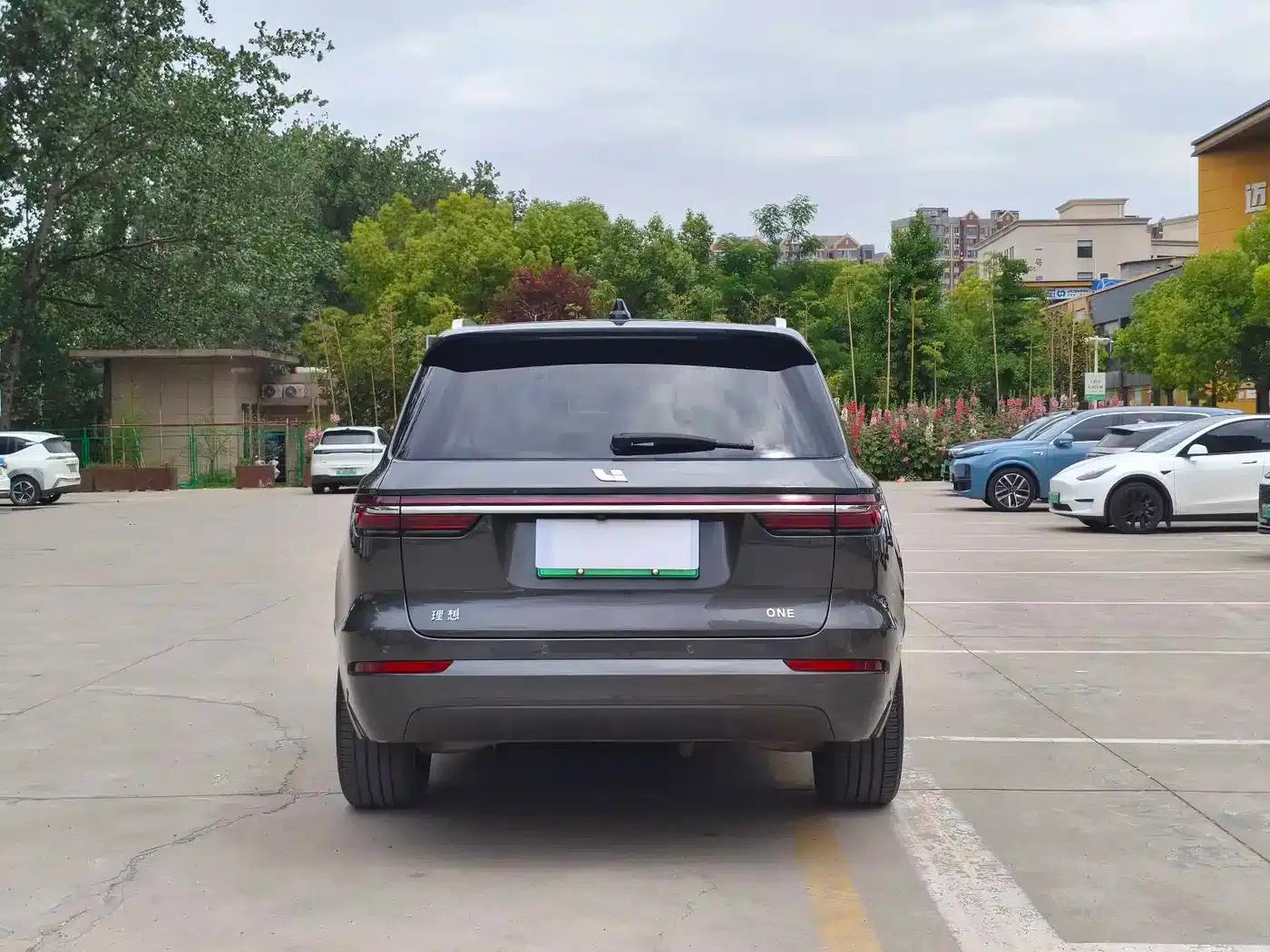 Li Auto ONE 2021 Extended Range 6-Seater — миниатюра 6