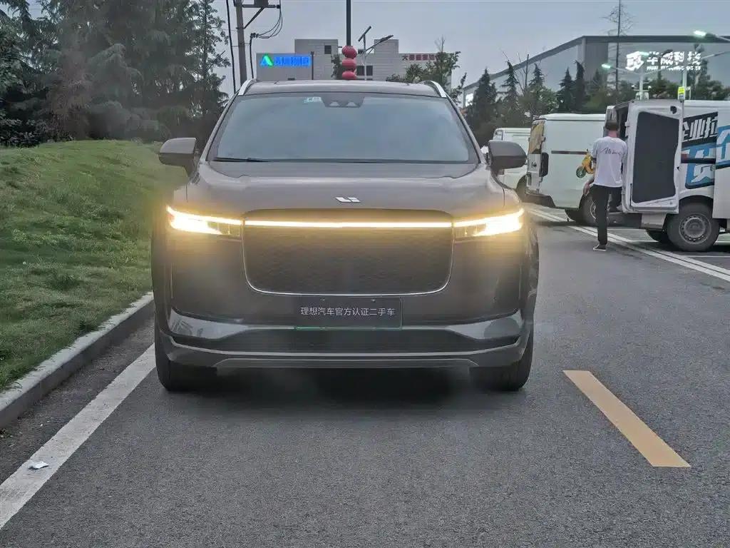 Li Auto ONE 2020 Extended Range 6-Seater — миниатюра 11