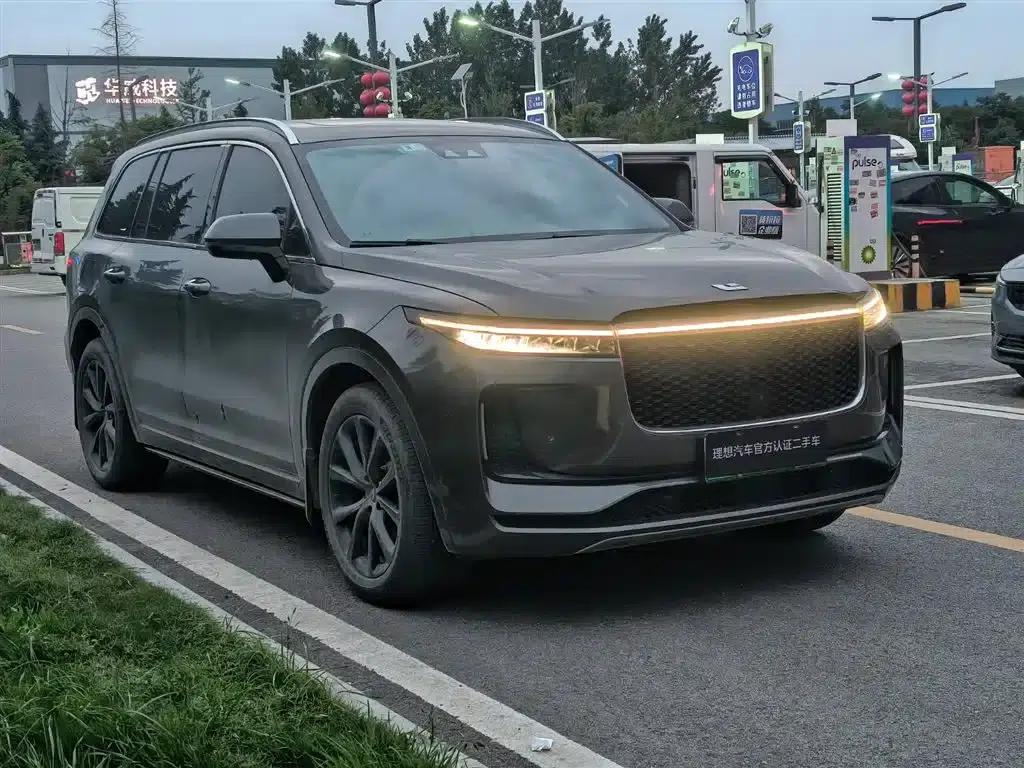 Li Auto ONE 2020 Extended Range 6-Seater — миниатюра 3