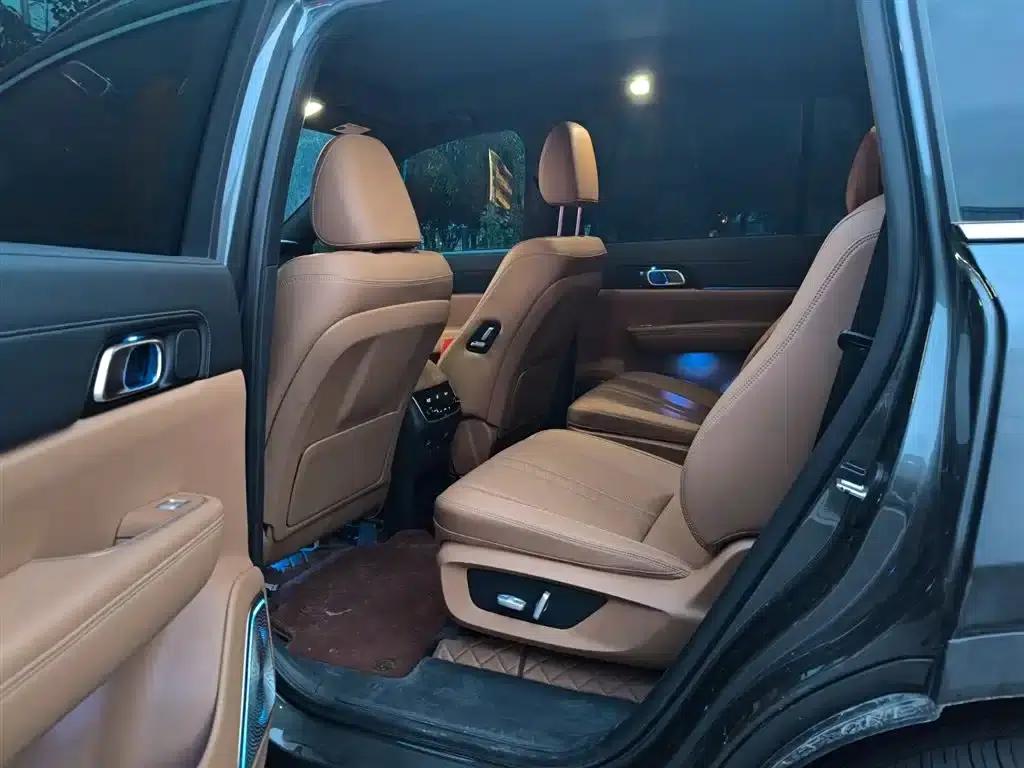 Li Auto ONE 2020 Extended Range 6-Seater — миниатюра 9