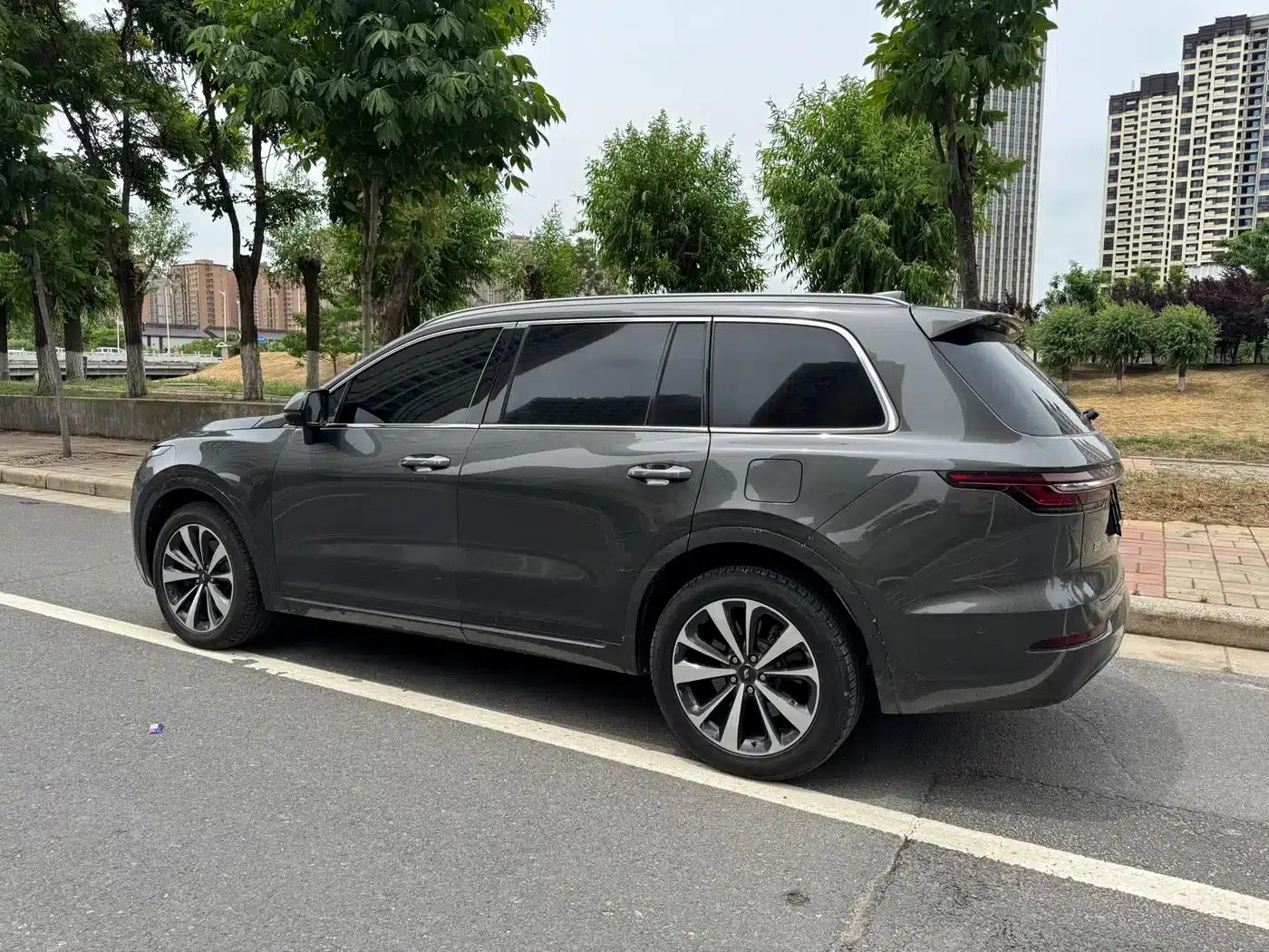Li Auto ONE 2021 Extended Range 6-Seater — миниатюра 7