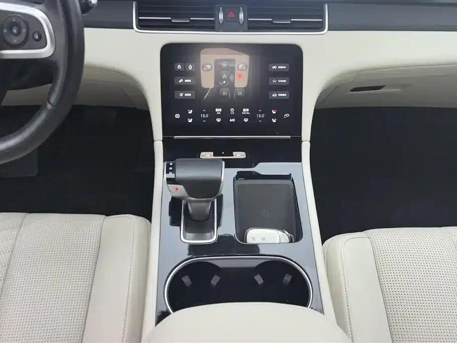 Li Auto ONE 2020 Extended Range 6-Seater — миниатюра 16