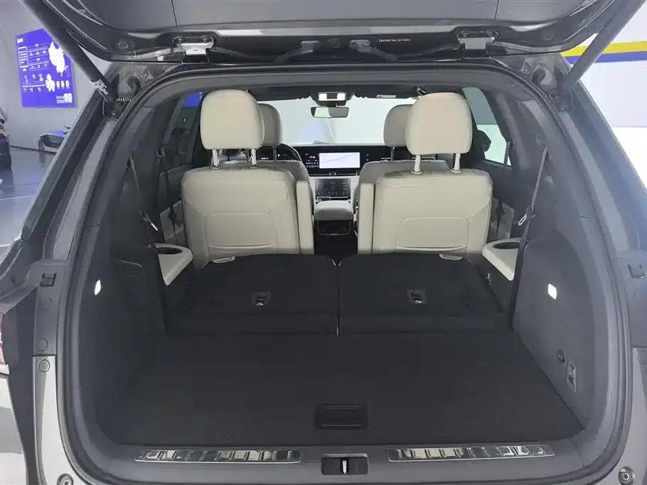 Li Auto ONE 2020 Extended Range 6-Seater — миниатюра 4