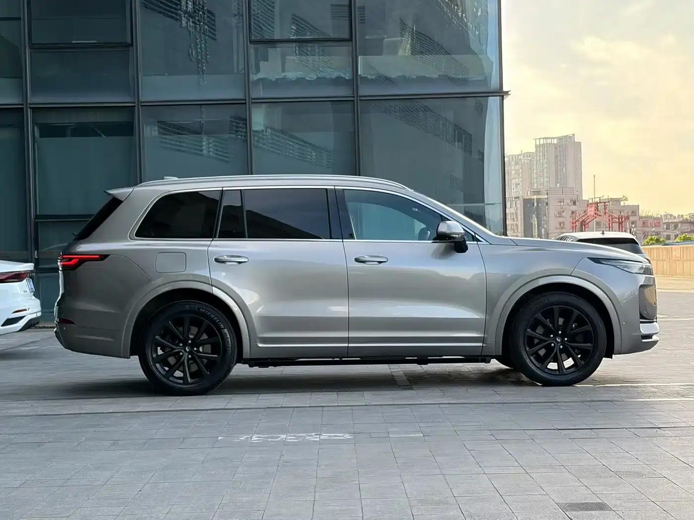Li Auto ONE 2020 Extended Range 6-Seater — миниатюра 5