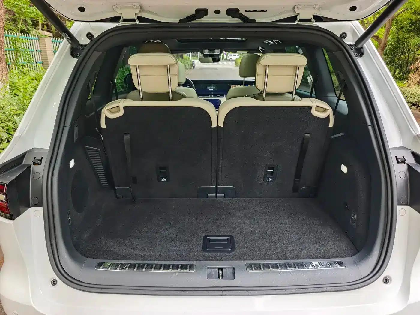 Li Auto ONE 2021 Extended Range 6-Seater — миниатюра 15