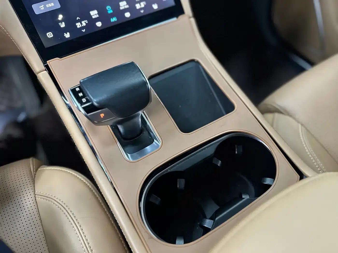 Li Auto ONE 2021 Extended Range 6-Seater — миниатюра 12