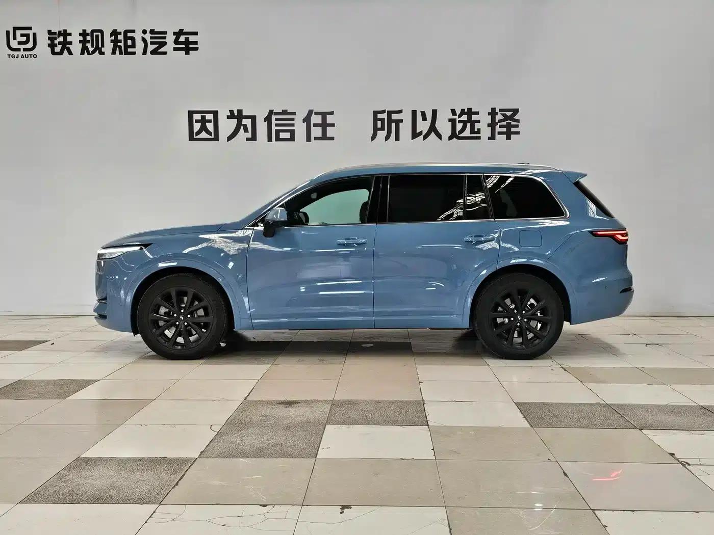 Li Auto ONE 2021 Extended Range 6-Seater — миниатюра 3