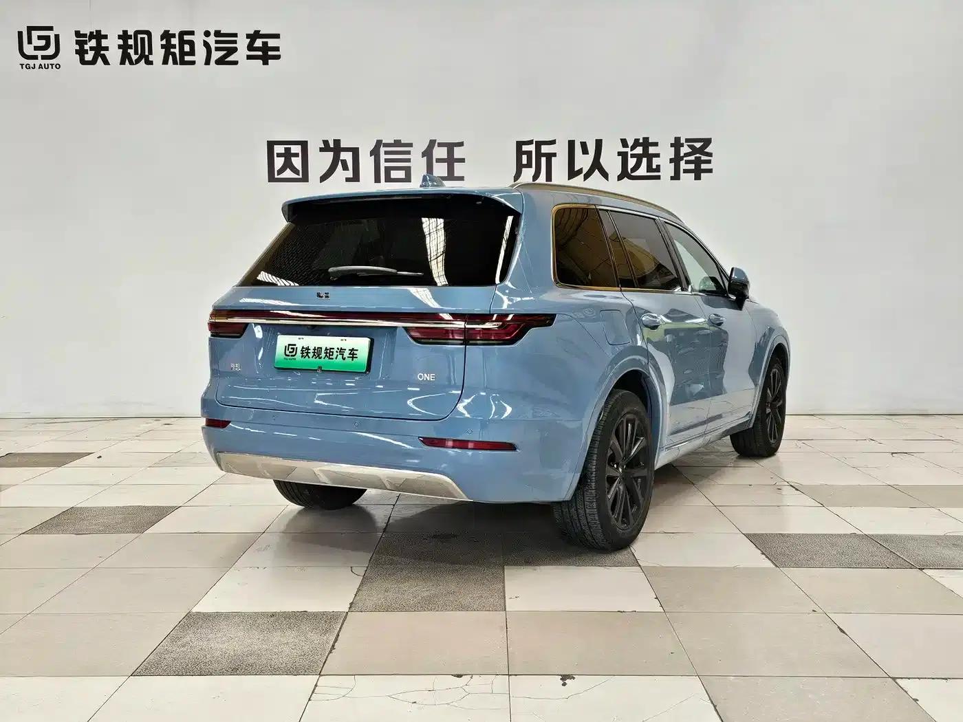 Li Auto ONE 2021 Extended Range 6-Seater — миниатюра 5
