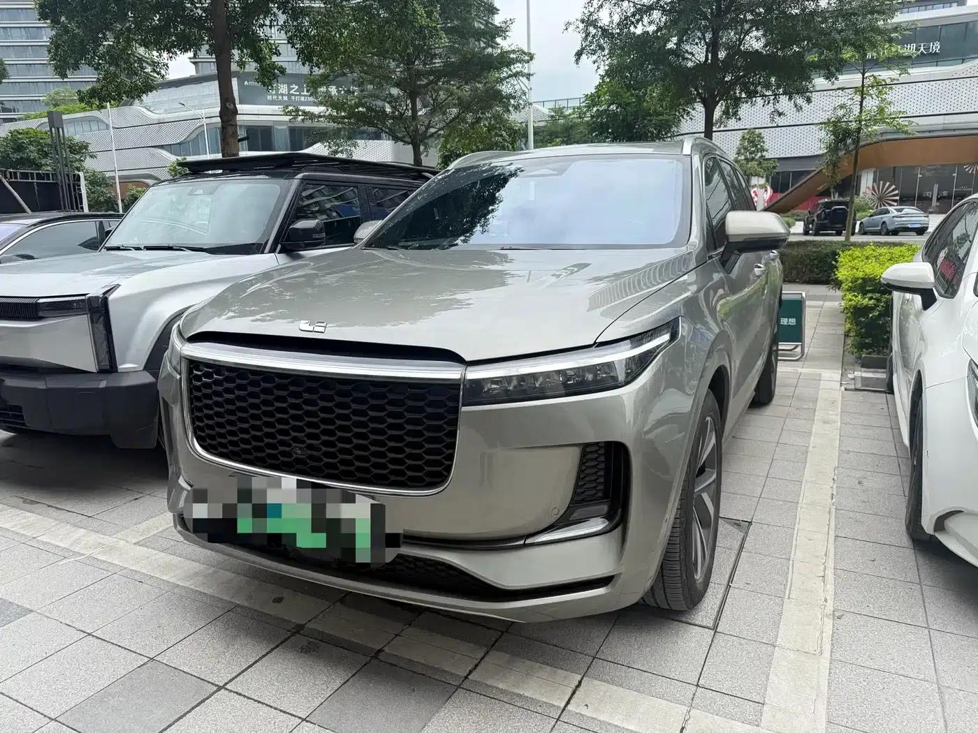 Li Auto ONE 2021 Extended Range 6-Seater — миниатюра 1