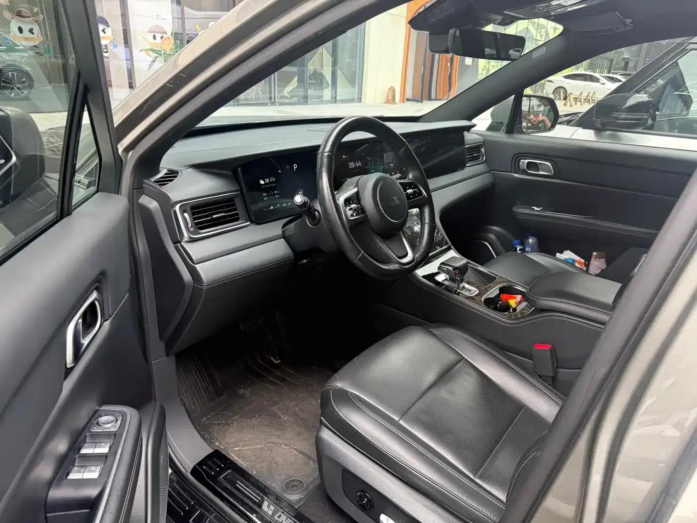 Li Auto ONE 2021 Extended Range 6-Seater — миниатюра 5