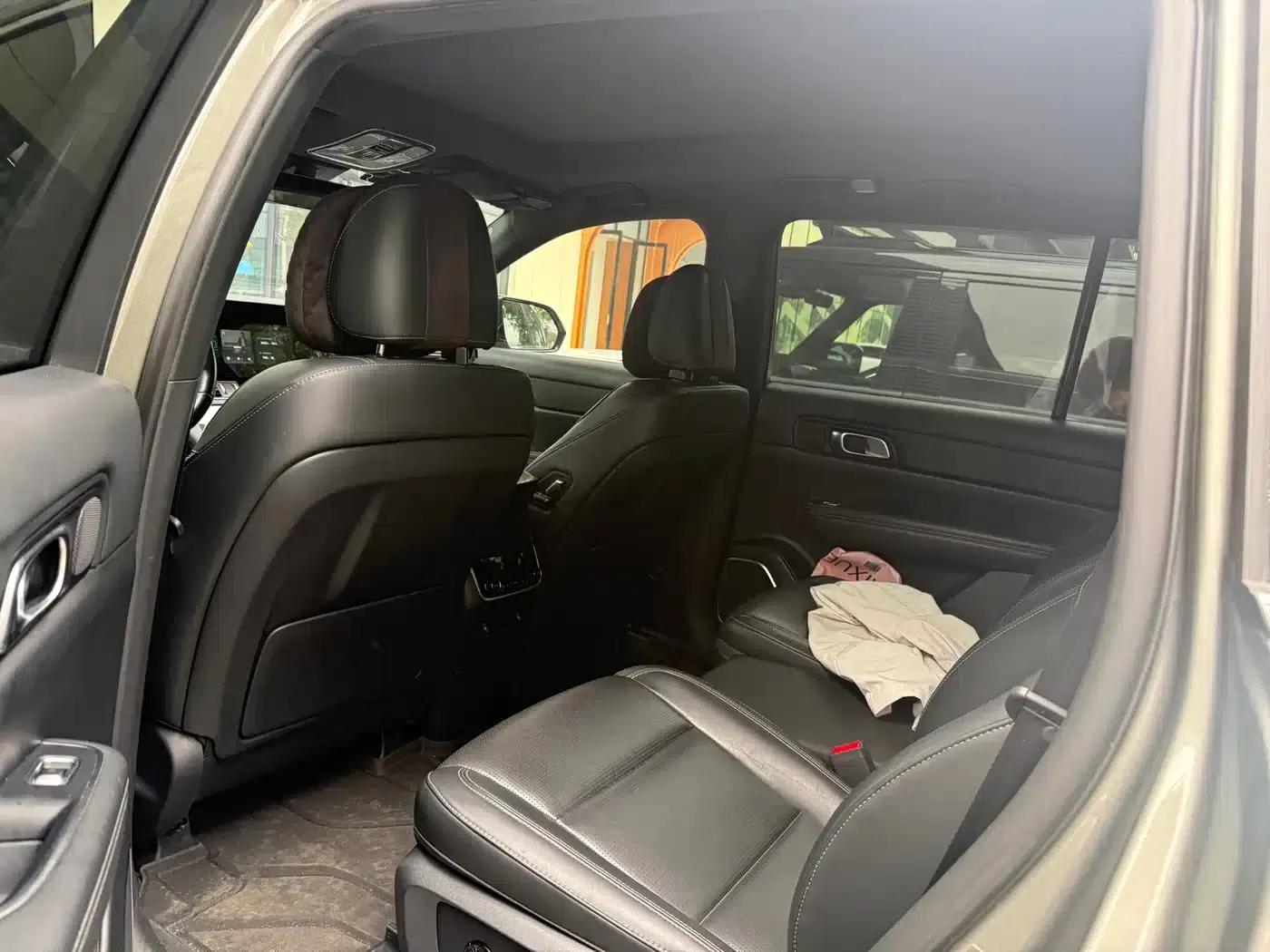 Li Auto ONE 2021 Extended Range 6-Seater — миниатюра 6