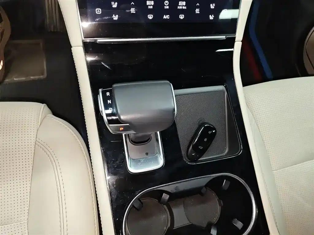 Li Auto ONE 2021 Extended Range 6-Seater — миниатюра 13