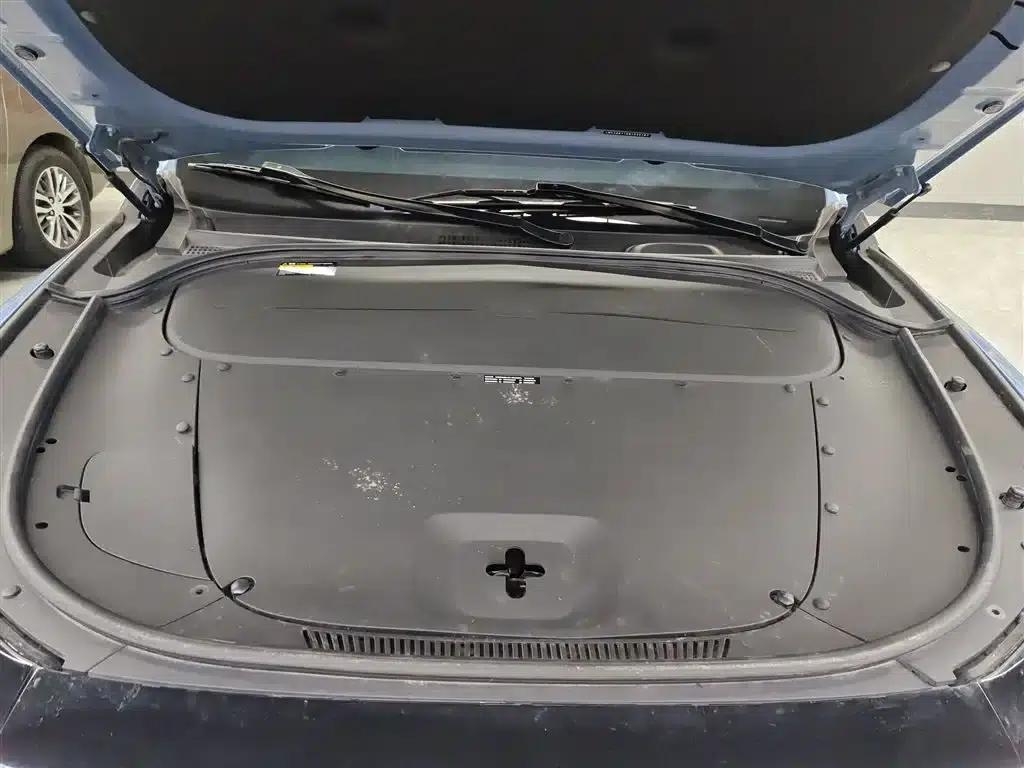Li Auto ONE 2021 Extended Range 6-Seater — миниатюра 20