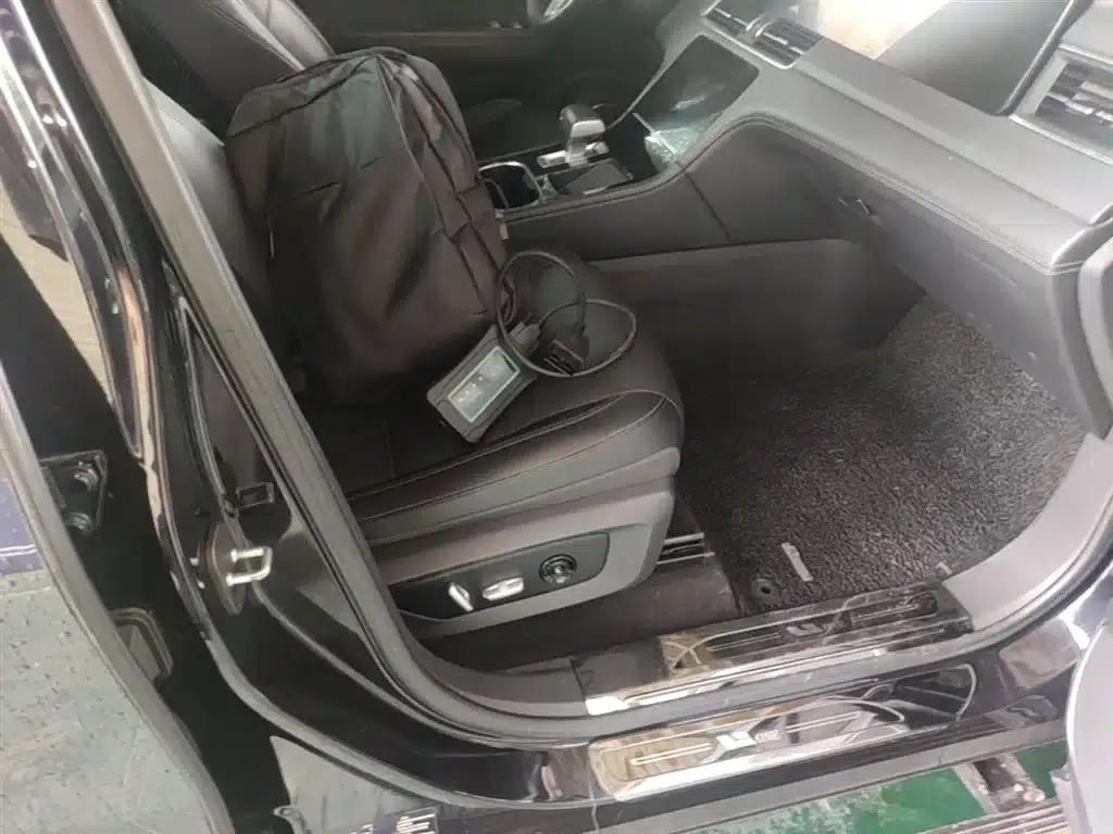 Li Auto ONE 2021 Extended Range 6-Seater — миниатюра 25