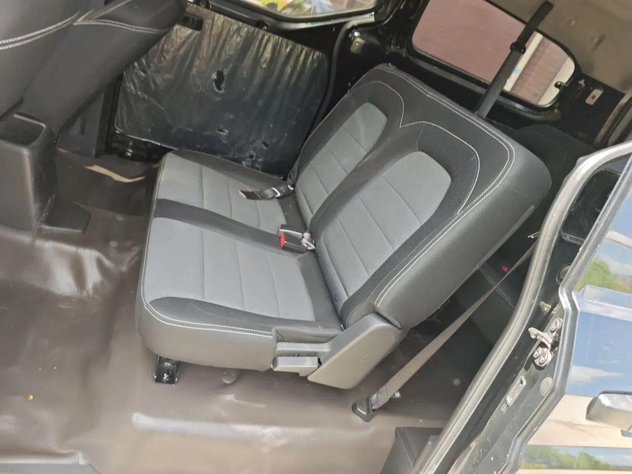 Wuling Zhengcheng 2022 2.0L Manual Entrepreneurial Version — миниатюра 18