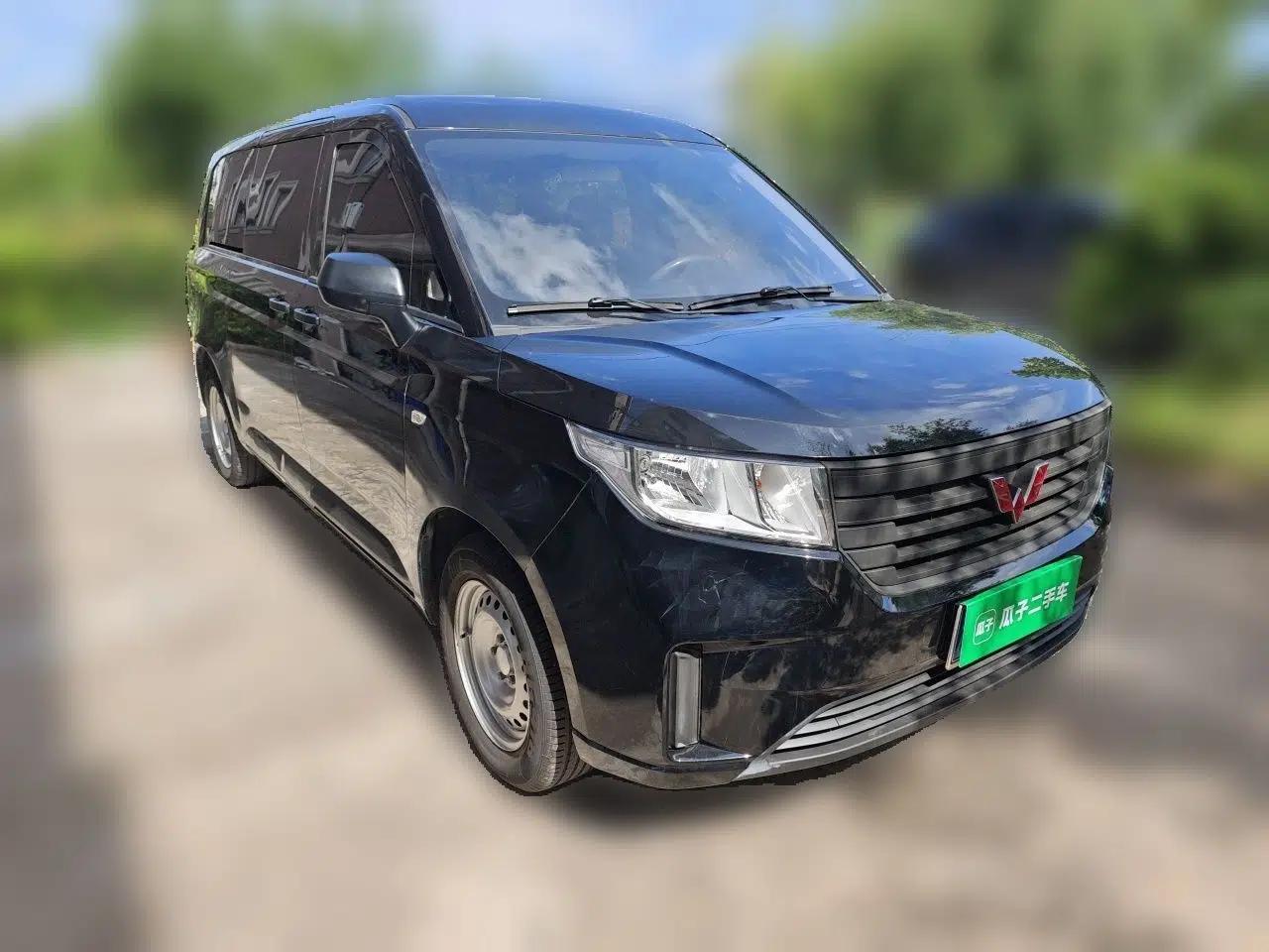 Wuling Zhengcheng 2022 2.0L Manual Entrepreneurial Version — миниатюра 3